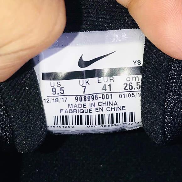 NIKE FLEX EXPERIENCE SZ 9.5 Black Running Trainers - Picture 8 of 8